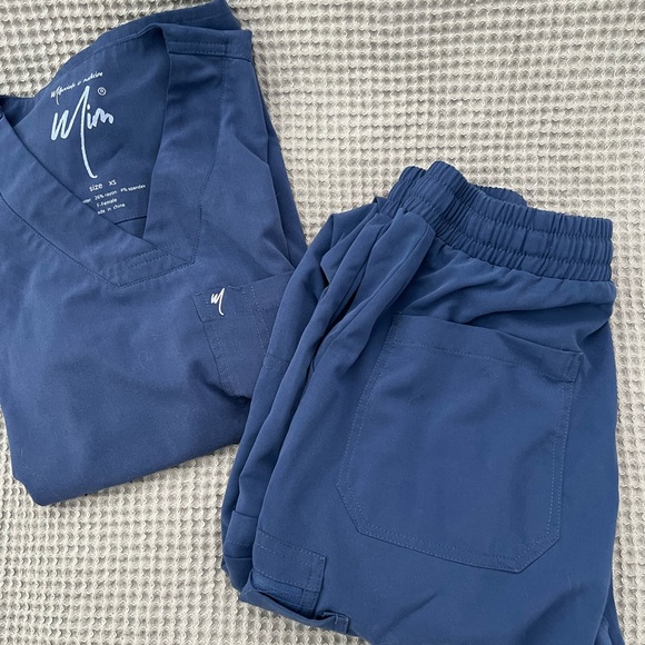 Millennials in medicine scrub set navy small and xs - Picture 6 of 7